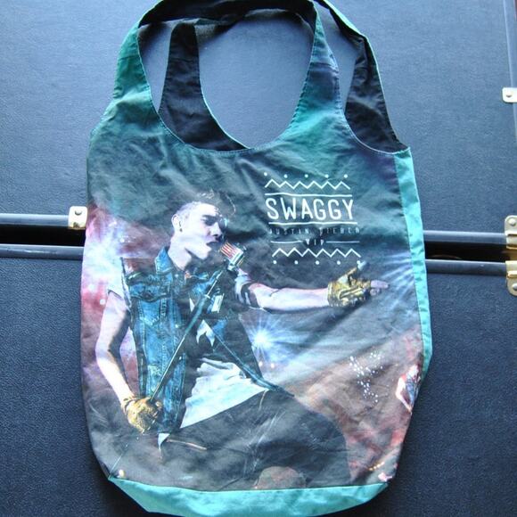 Justin Bieber Swaggy VIP Reversible Tote Bag Size: 22"x14" - Picture 1 of 6